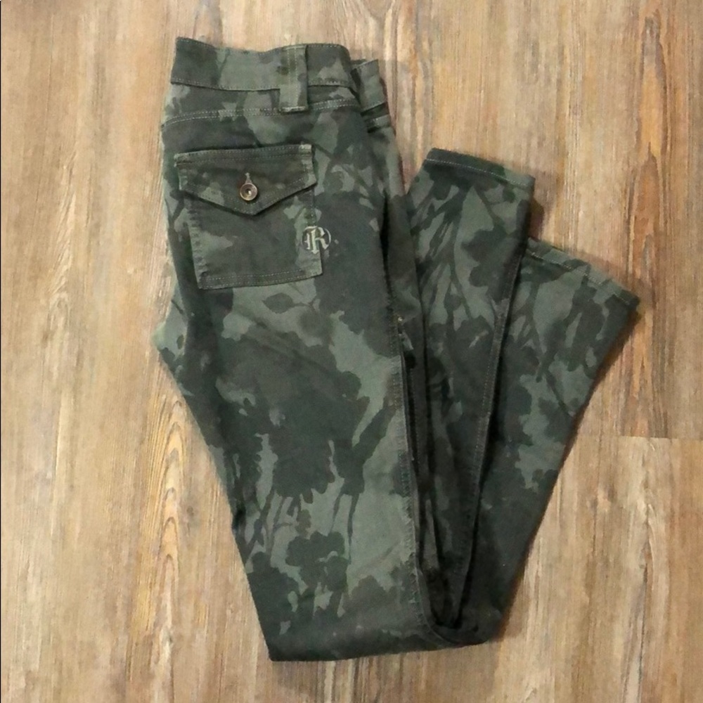 Rich & Skinny Sz 26 Camo Pants Green
